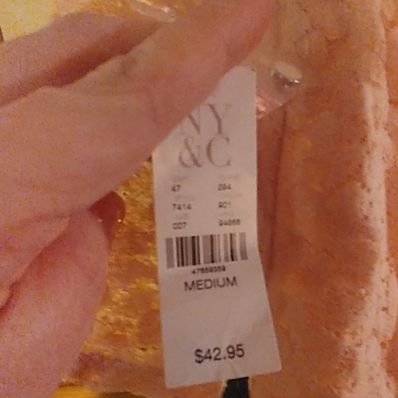 3/4 length pink top NWT - Picture 3 of 3